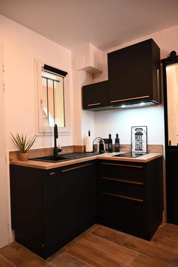 Appartement Cosy & Moderne A 180M De La Plage Санари-сюр-Мер Экстерьер фото
